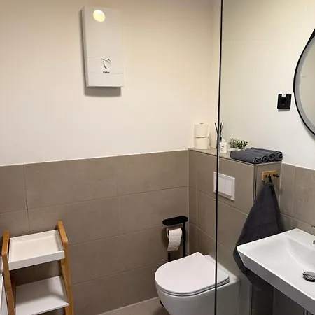 Lägenhet Krausiebers Wohlfuehlapartment - Moderne An Der A44 Velbert-heiligenhaus