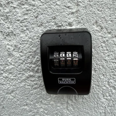 Krausiebers Wohlfuehlapartment - Moderne An Der A44 Velbert-heiligenhaus Lägenhet